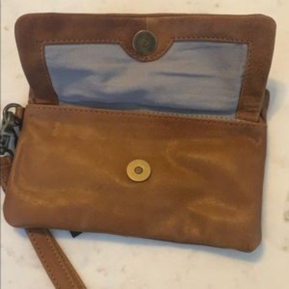 Day & Mood Leather Clutch Purse -Wrist strap-New- For any occasion-Great looking - Picture 3 of 9